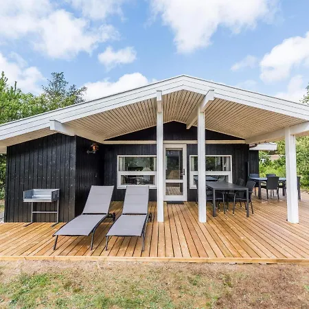 Holiday home Holiday Xxxiii *